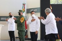 Vila Dosal no anda "grillando", reconoce AMLO