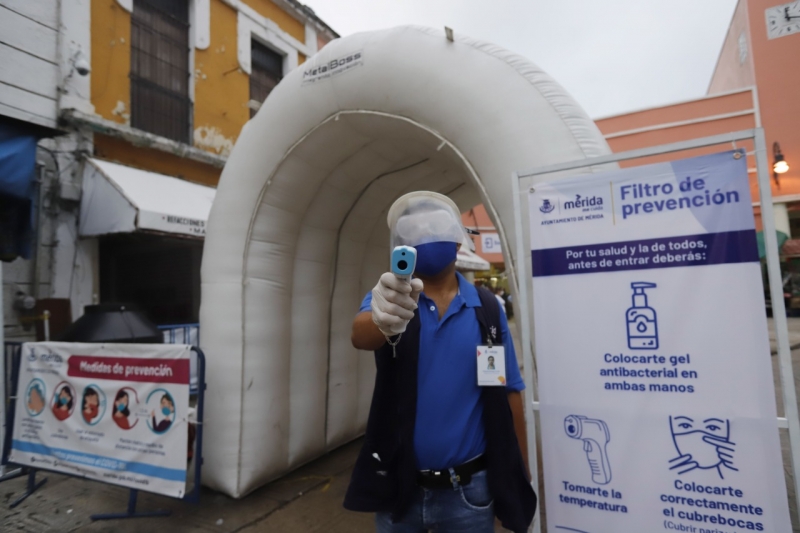 Bajo estrictas medidas sanitarias reabren los mercados