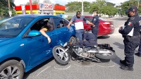 Policía choca en su motocicleta tras salir de trabajar 