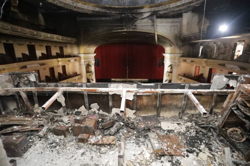 Revelan daños por incendio en Teatro "José Peón Contreras"