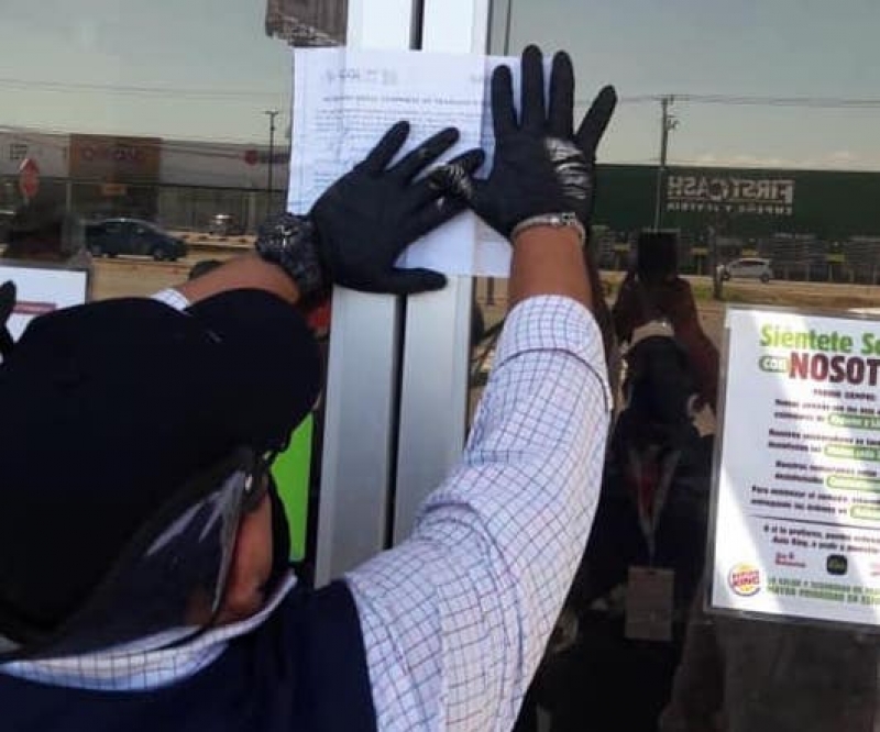 Clausuran restaurante de comida rápida por violar cuarentena