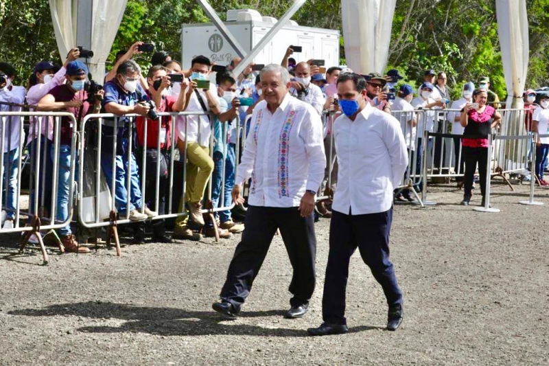 Convoca Vila Dosal a AMLO a trabajar juntos por la gente