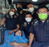 Paramédicos de la SSP asisten a mujer en labores de parto