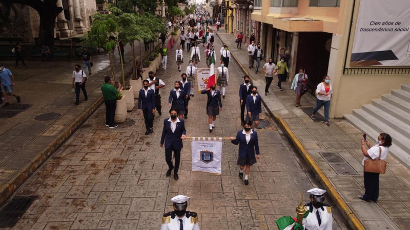 UADY abandera a escuelas incorporadas