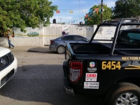 Millonario robo en lote de autos 
