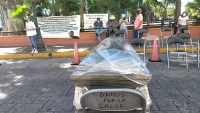 Protestan jubilados de Pemex en Centro Histórico