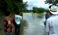 Reportan dos muertos por Huracán Katia en Veracruz