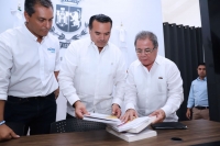 Firma Ayuntamiento convenio con el INE