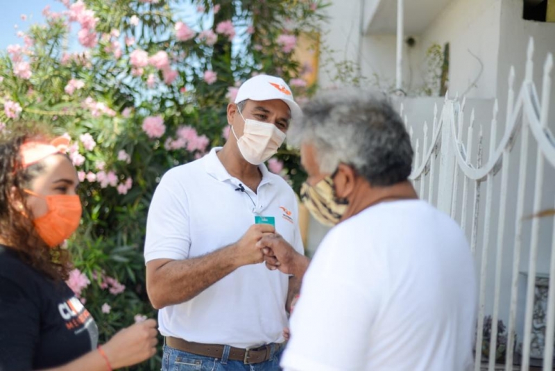 Victor Cervera Hernández visita Vergel y Chuminópolis