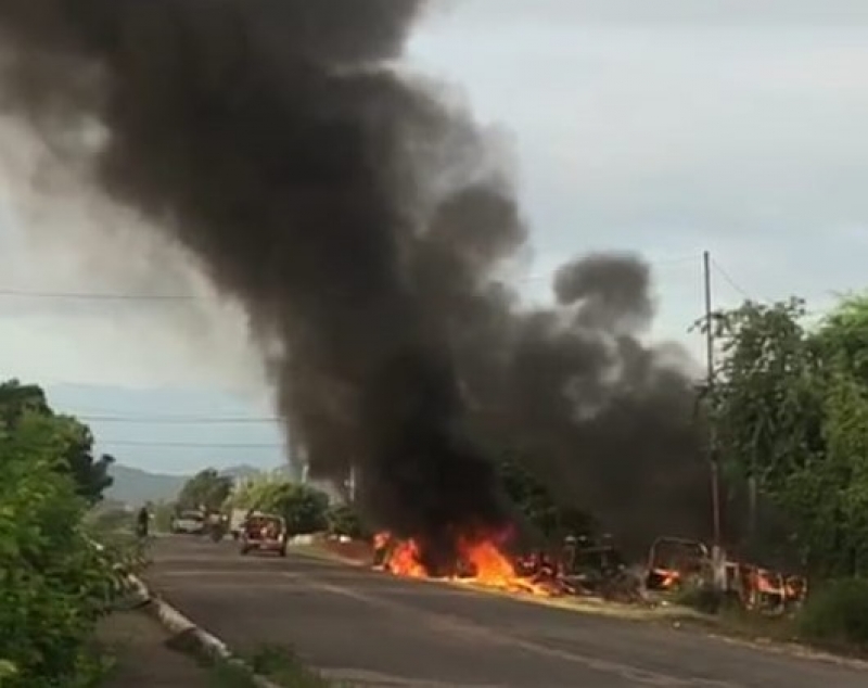 Emboscan a policías de Michoacán en Aguililla; hay tres muertos