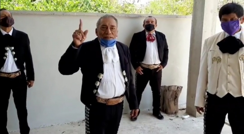 Mariachis no quieren callar; piden apoyo a las autoridades