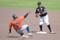 Leones gana serie en patio ajeno ante Pericos de Puebla