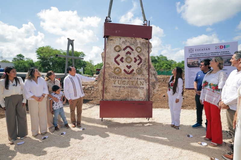 Coloca Huacho la primera piedra del Centro Estatal de Autismo