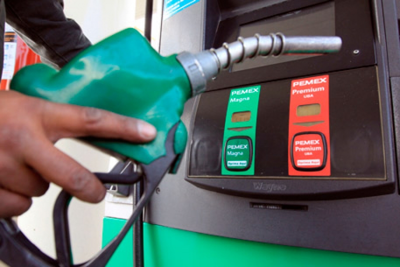 Gasolina podría bajar en Yucatán