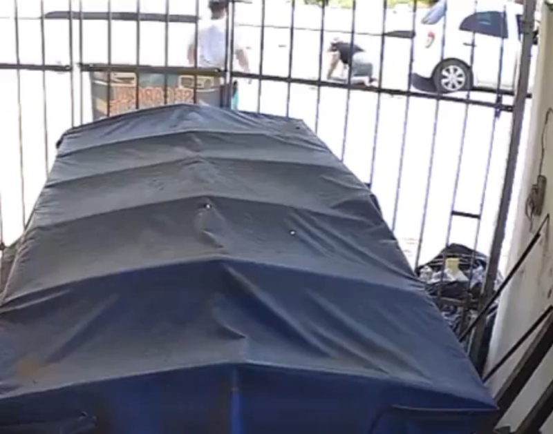 Atropella a mujer y se da a la fuga