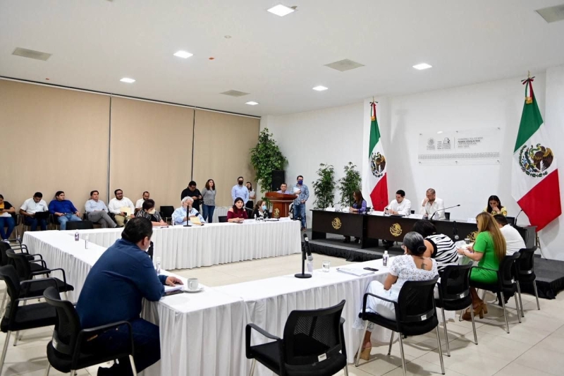 Avalan diputados  en comisión Paquete Fiscal 2023