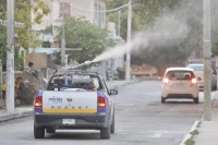 Realizan segundo barrido de fumigación en la ciudad