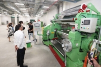 Inaugura Vila Dosal planta Uchiyama Manufacturing en Ucú