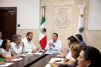 Urgen más recursos para los municipios: Renán