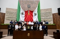 Alumnos universitarios conocen labor del Congreso